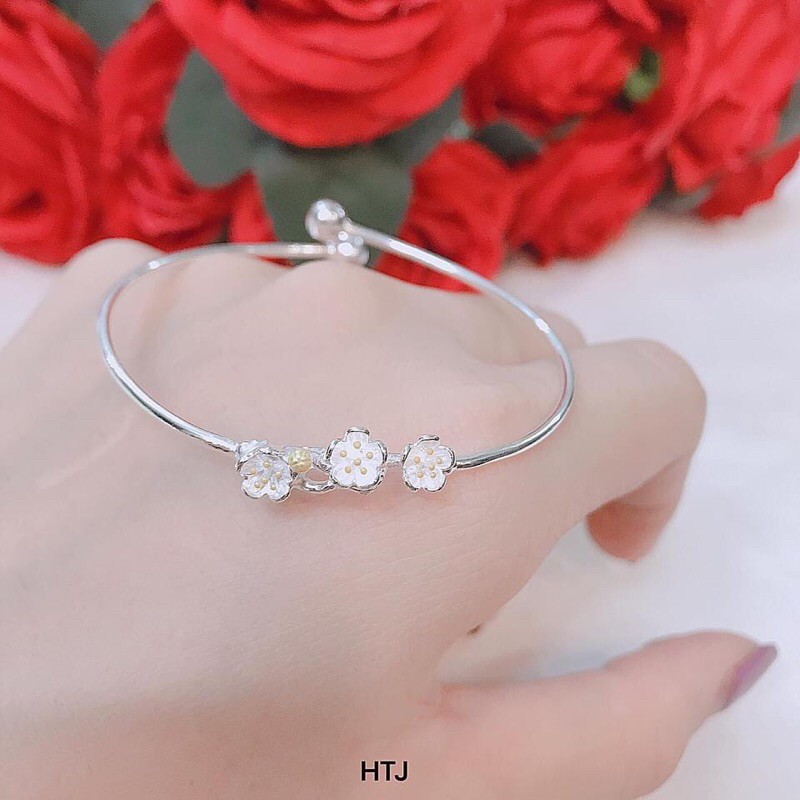 VÒNG TAY CỨNG CHÙM HOA ĐÀO CỰC XINH BẠC TA