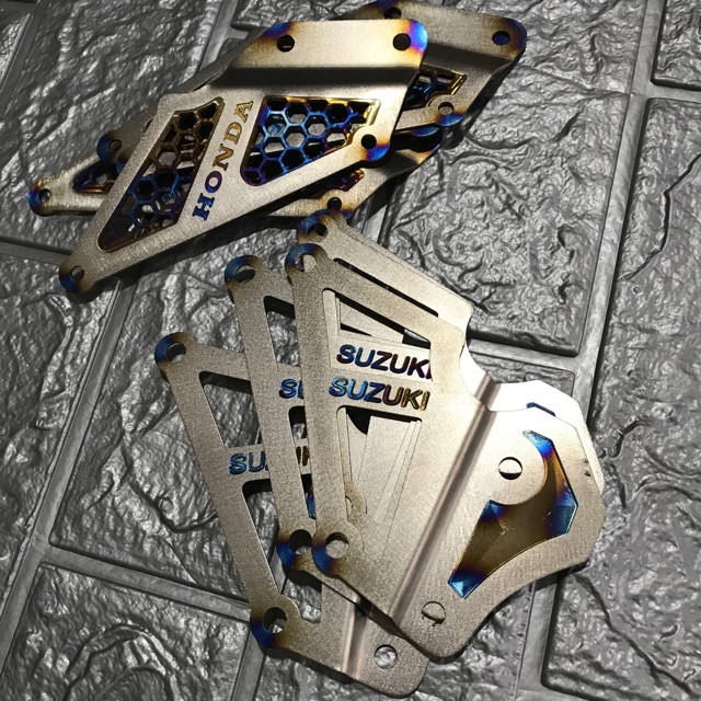 Che Pen titan sonic satria