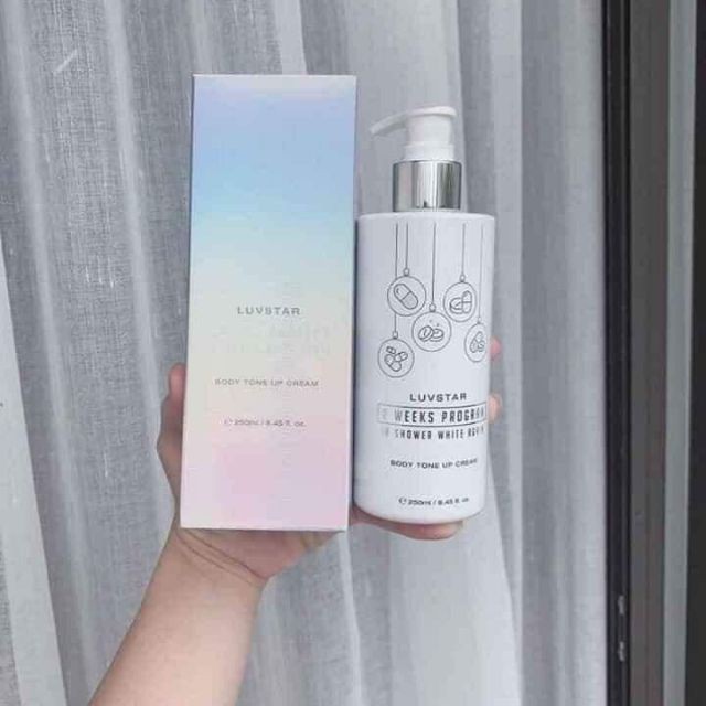 Sữa tắm truyền trắng da LUVSTAR