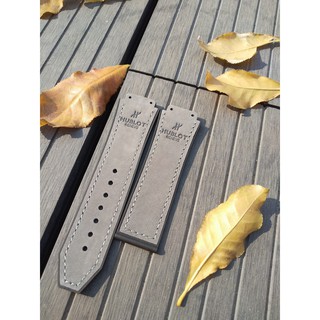 Dây da lộn xám Hublot ( tặng kèm tua vít mở ốc)