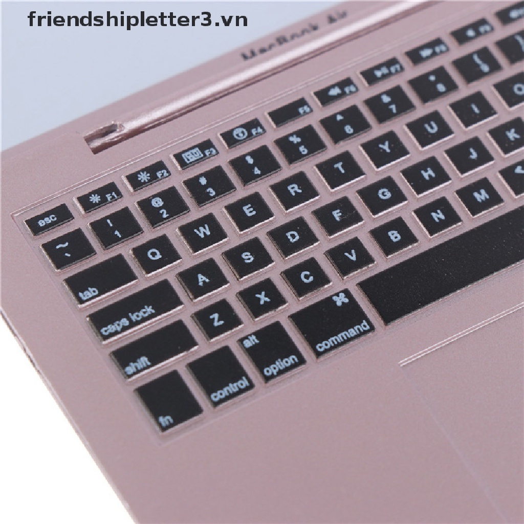 Gương trang điểm mini thiết kế hình laptop độc đáo cho bé