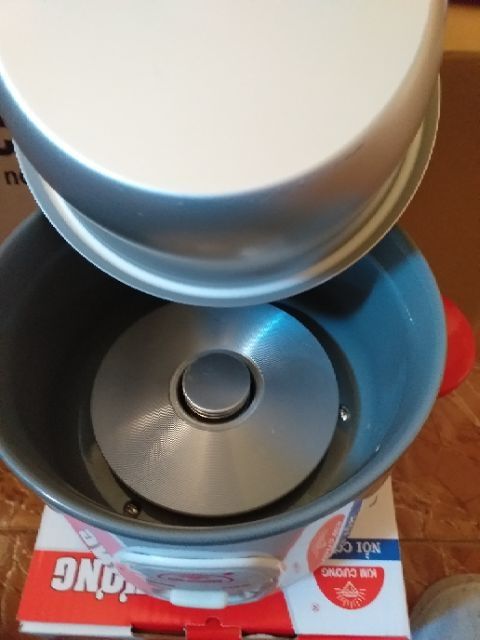 Nồi Cơm Điện 0.6 Lít KIM CƯƠNG KC0.6LB