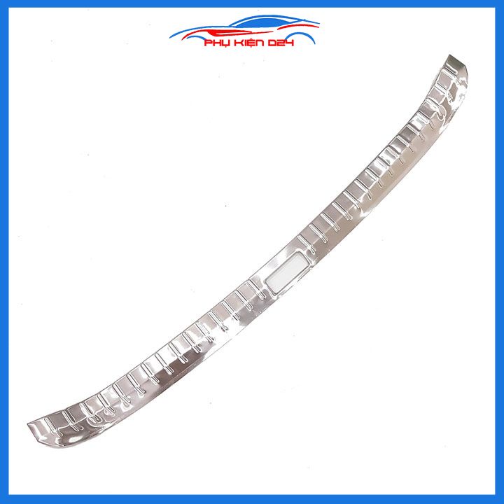 Ốp chống trầy cốp Altis 2014-2015-2016-2017 Inox sáng bóng