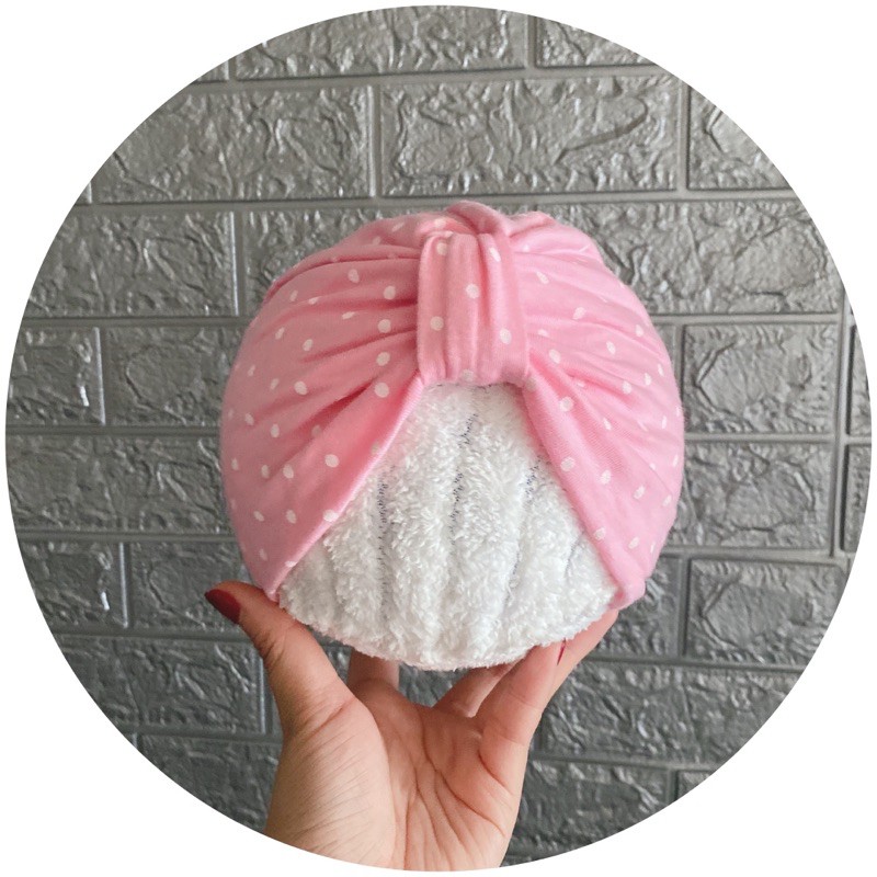 Turban cho bé hoạ tiết chấm bi xinh xắn