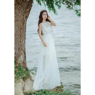 Đầm maxi sát nách lưới đính lông vũ sang trọng