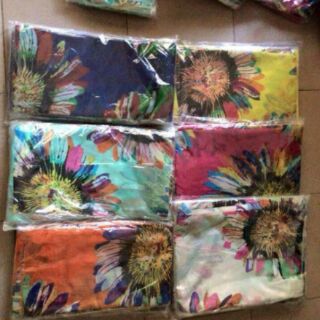 Khăn sarong đi biển