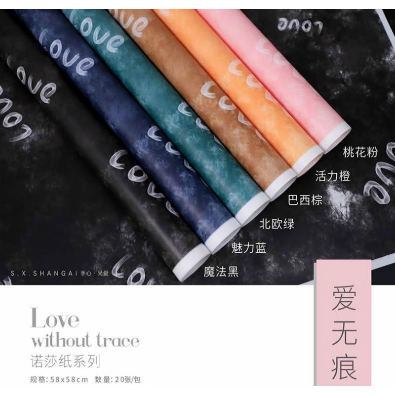 Giấy gói hoa chữ Love