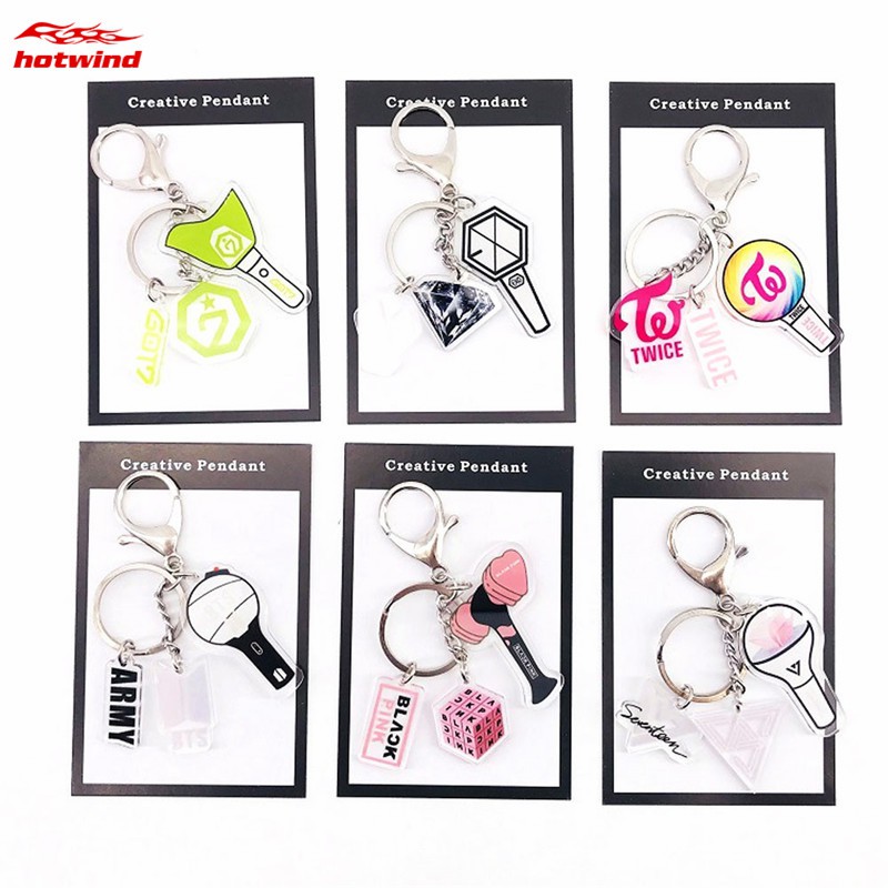 Móc khóa gắn mặt hình các thành viên nhóm nhạc KPOP BTS