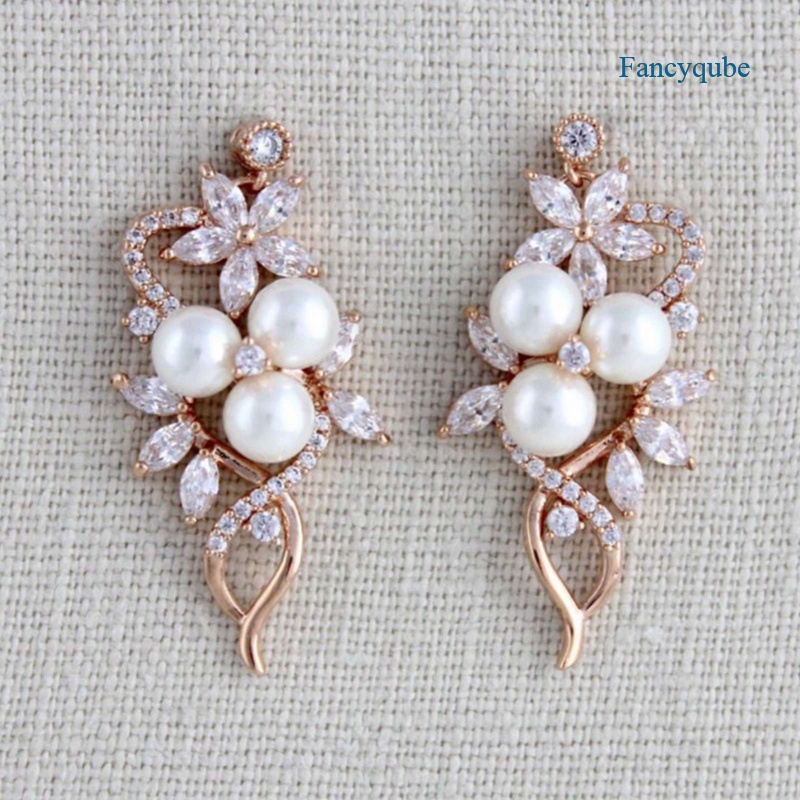 1 đôi bông tai hình hoa đính đá và ngọc trai nhân tạo thời trang cho nữ