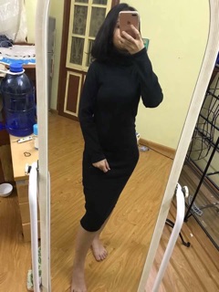 váy len cổ lọ