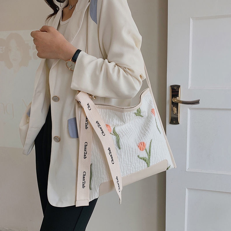 Túi Xách Đeo Vai Cỡ Lớn Họa Tiết Hoa Tulip Thời Trang Mùa Hè