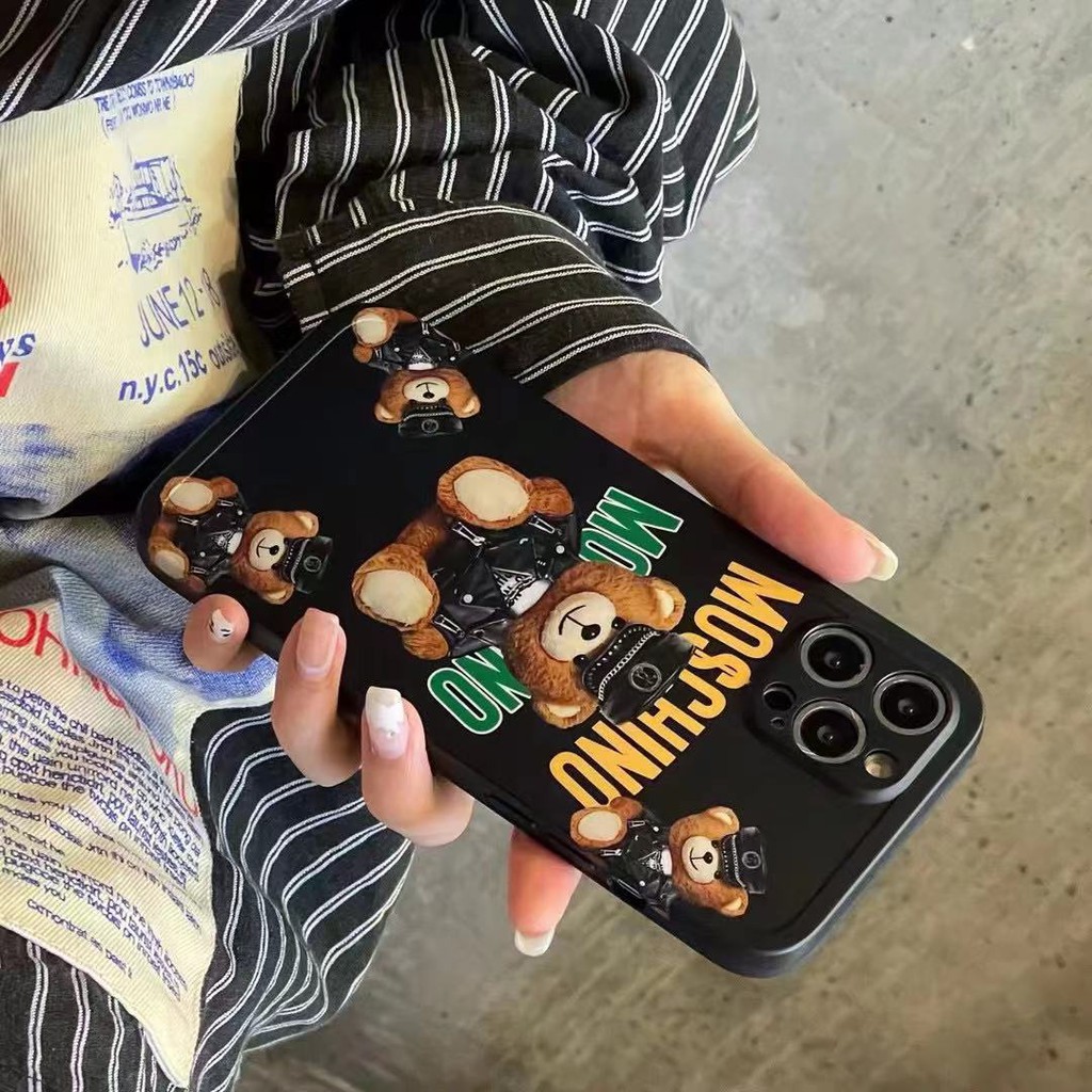 Ốp điện thoại gấu Moschino cho IPHONE 13 12 11 PRO MAX 13/12PRO 13 12 11 7 8 SE 7/8PLUS X XS XR XS MAX
