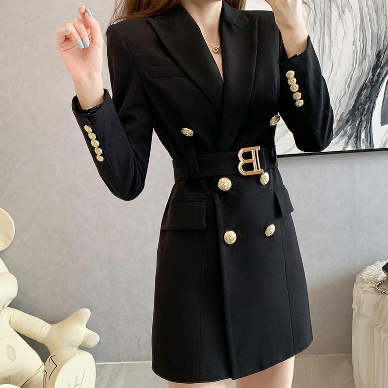 Đầm đen cổ bẻ dáng ôm thời trang nữ tính