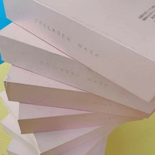 Mặt nạ ủ trắng Collagen