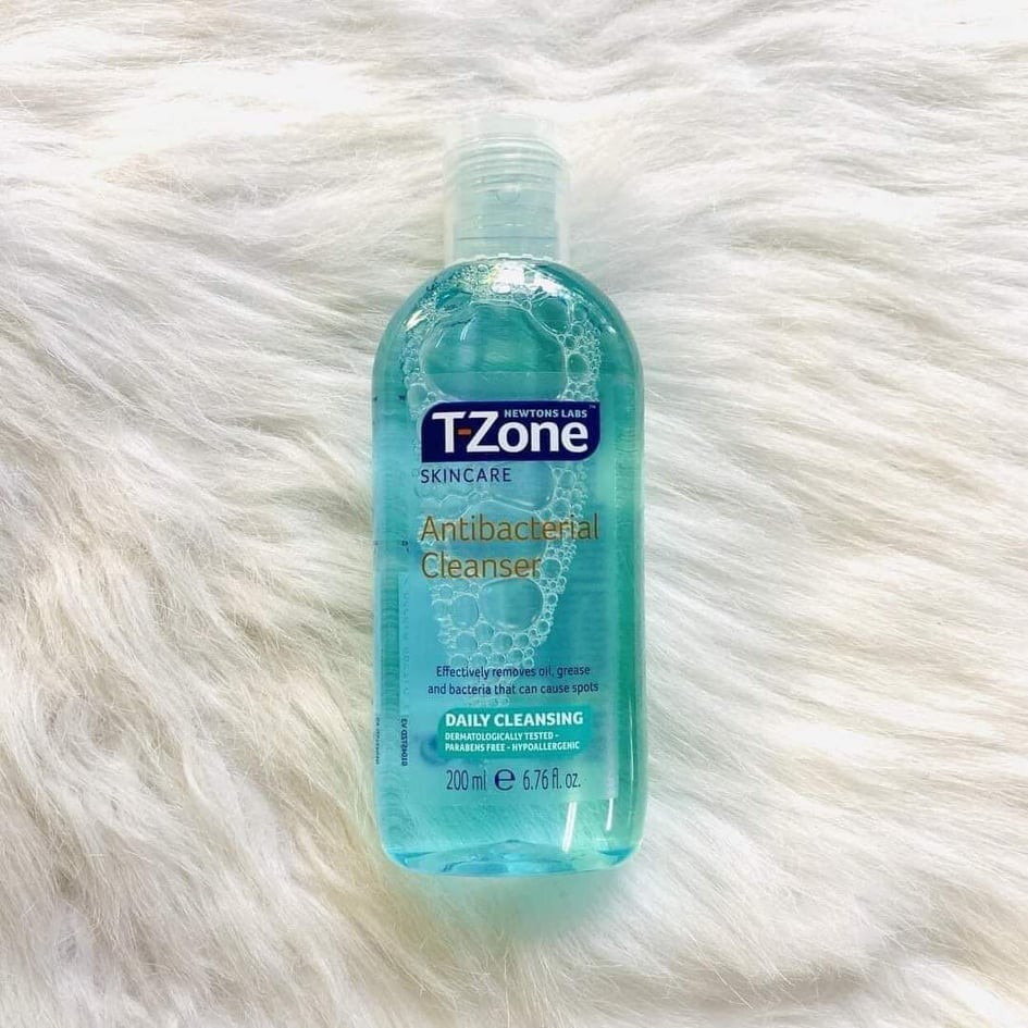 Toner làm sạch và diệt khuẩn cho da dầu mụn T-Zone Clear Pore Antibacterial C 200ml | BigBuy360 - bigbuy360.vn
