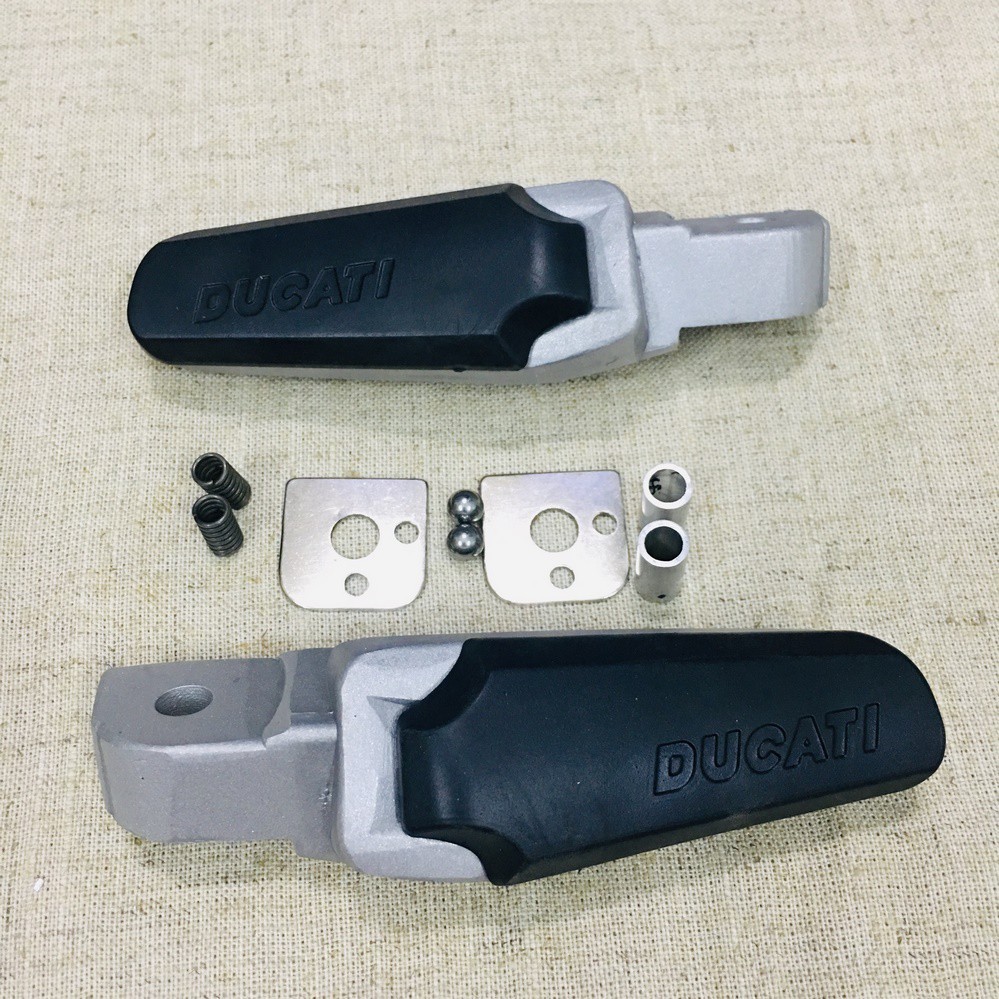 Gác chân DUCATI gắn gác chân sau cho các dòng yamaha, honda xe nào củng được