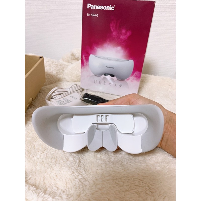 Máy Massage mắt Panasonic csw65