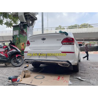 Líp Chia Pô Kia Soluto Mẫu Mercedes