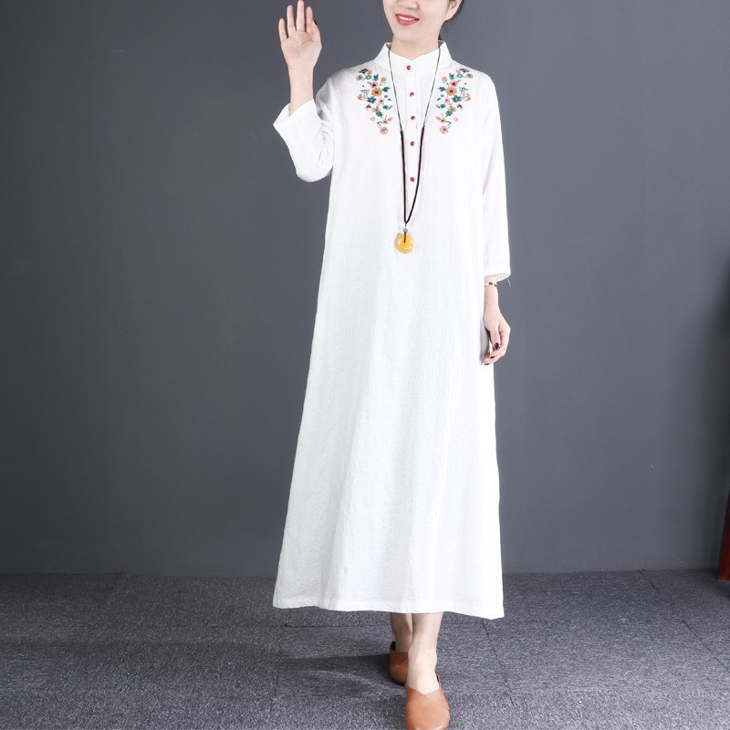 ☾Trang phục nữ phong cách dân tộc tự nhiên Xiaopu váy liền cotton và vải lanh dài tay thêu dáng rộng mẫu mới mù