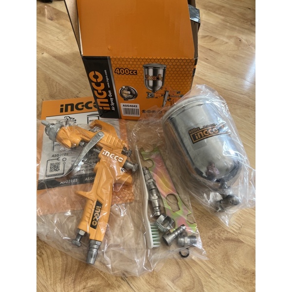 Súng phun sơn INGCO ASG4042 400cc có chỉnh gió bình nhôm 400ml siêu bền phun sơn bằng khí nén sơn xe máy ô tô gỗ nhà cửa