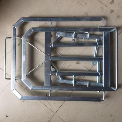 Giá chở hàng, giá xe máy; giá đèo hàng HN