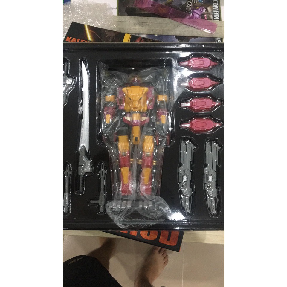 Robot Transformers DX9 K2 Hot Rod