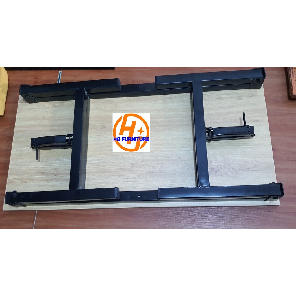 Bàn gấp chân sắt bệt chắc chắn