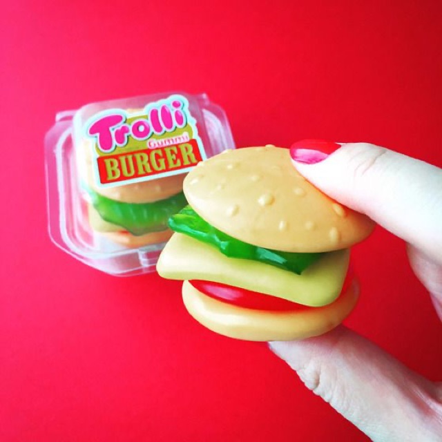 Kẹo dẻo Trolli Burger XXL 50gr hàng Đức