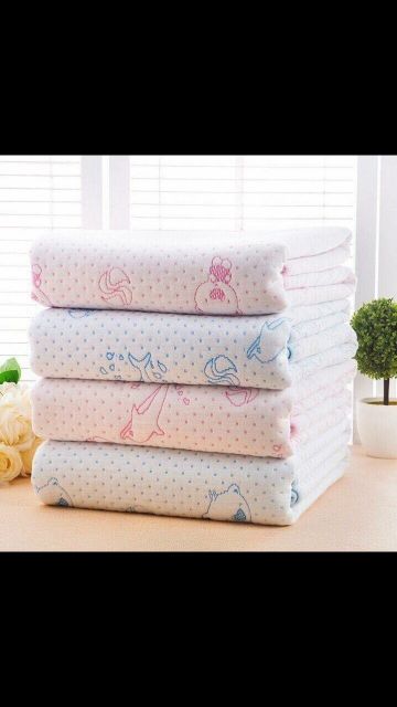 Miếng Lót Chống Thấm 4 Lớp KT 50x70cm Cho Bé Sơ Sinh