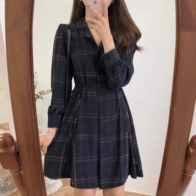 Váy sơ mi kẻ caro