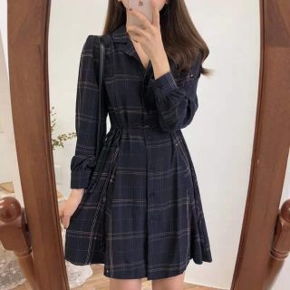 Váy sơ mi kẻ caro