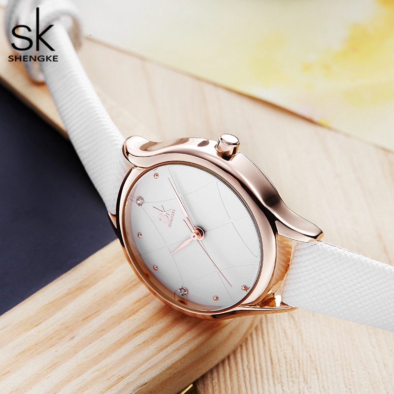 Đồng hồ đeo tay nữ SHENGKE K8013 phối dây đeo da thời trang