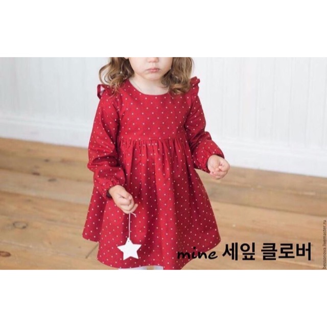 Váy Đỏ Chấm Bi