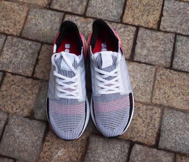 Giày thể thao ultra boost 2019
