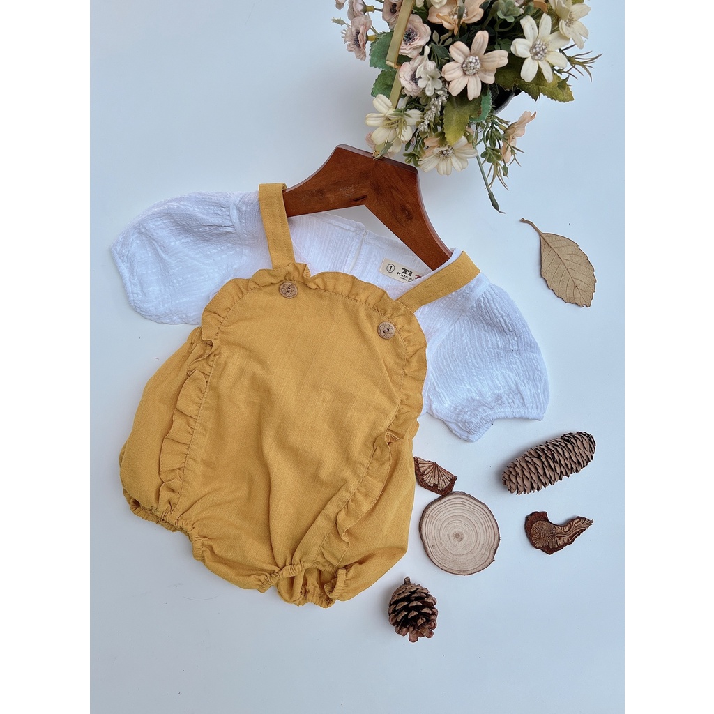 Bộ quần áo yếm Han's Kids dành cho bé từ 1 tuổi đến 5 tuổi ( từ 5kg đến 14kg), chất liệu cotton 100% - Han's Kids Shop