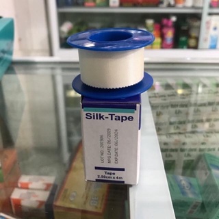 Băng dính cá nhân Silk Tape