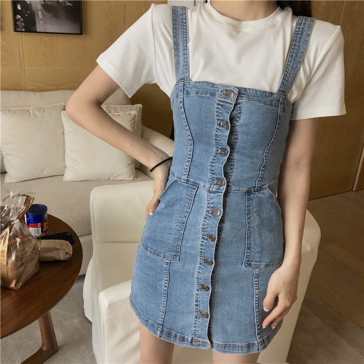 Váy hai dây denim phong cách Hàn Quốc