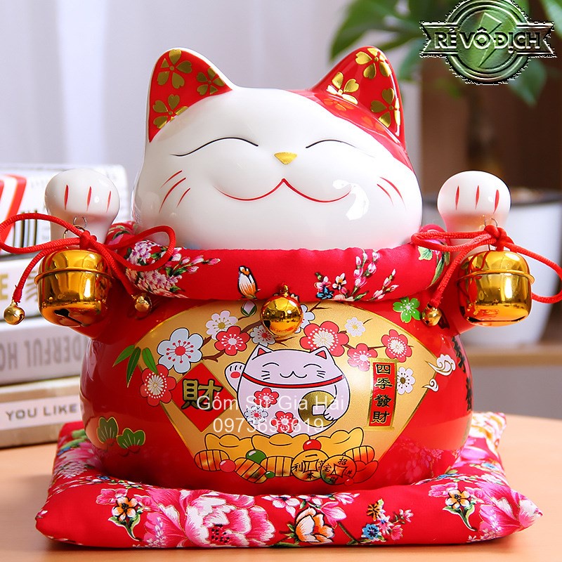Mèo Thần Tài đỏ giơ 2 tay mèo may mắn maneki neko phúc lộc viên mãn-Đa Phú Quý 20cm kèm đệm