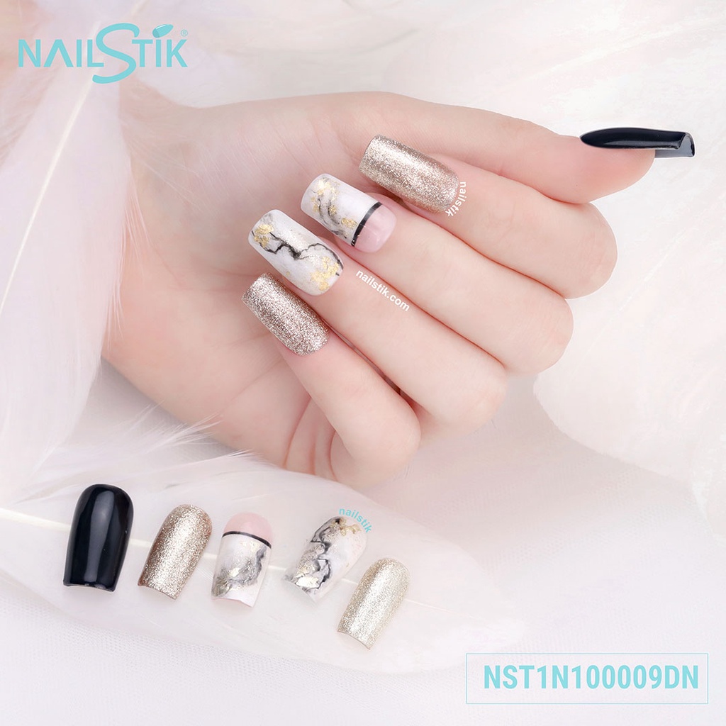 Bộ móng dán Nailstik màu trắng, đen, form móng ngang, dài, 009