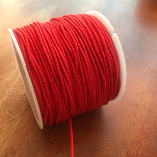 DÂY THUN CO GIÃN TO 1MM MÀU ĐỎ TƯƠI XỎ VÒNG GỖ 55k/1 cuộn