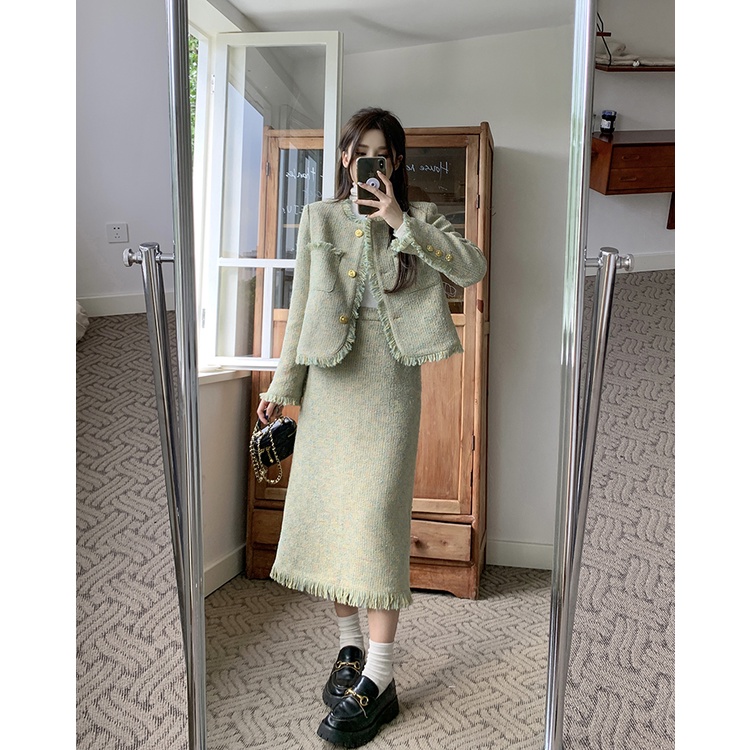 Set dạ tweed màu xanh cốm siêu xinh sang chảnh cho nàng diện đông Inin Shop
