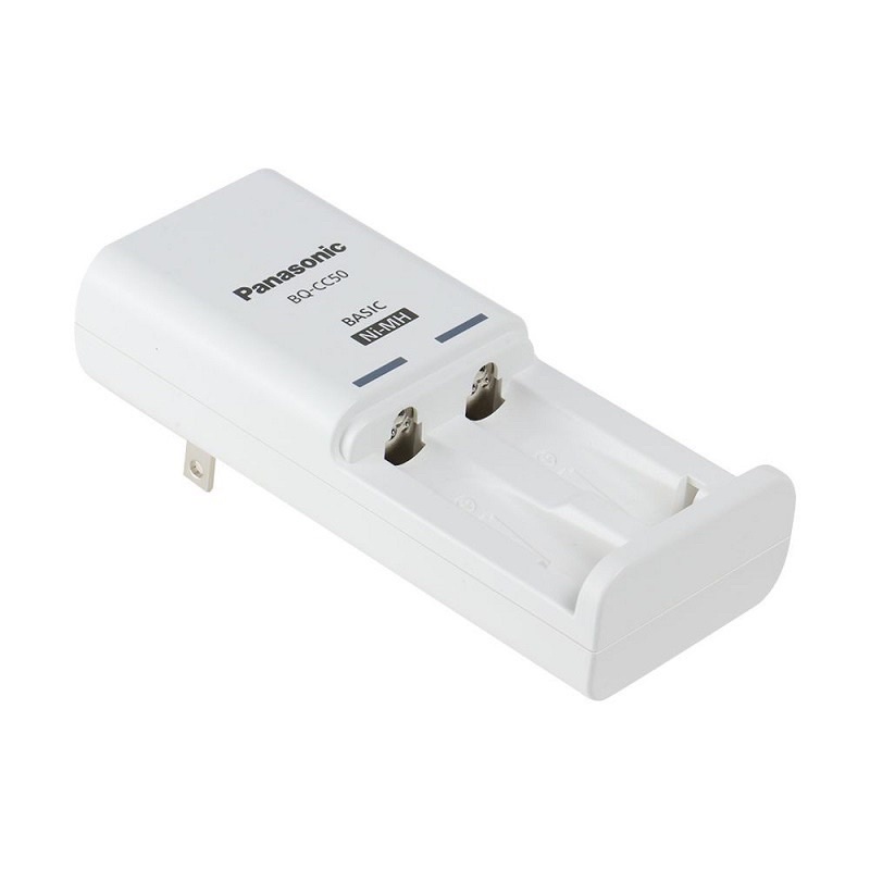 Bộ Sạc Kèm 2 pin AA Eneloop 1900mah BQ-CC50T (BQ-CC50AS) Chân Gập Tự Ngắt Sạc (trắng)