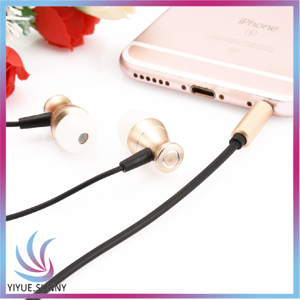 Tai nghe nhét tai có dây kèm mic