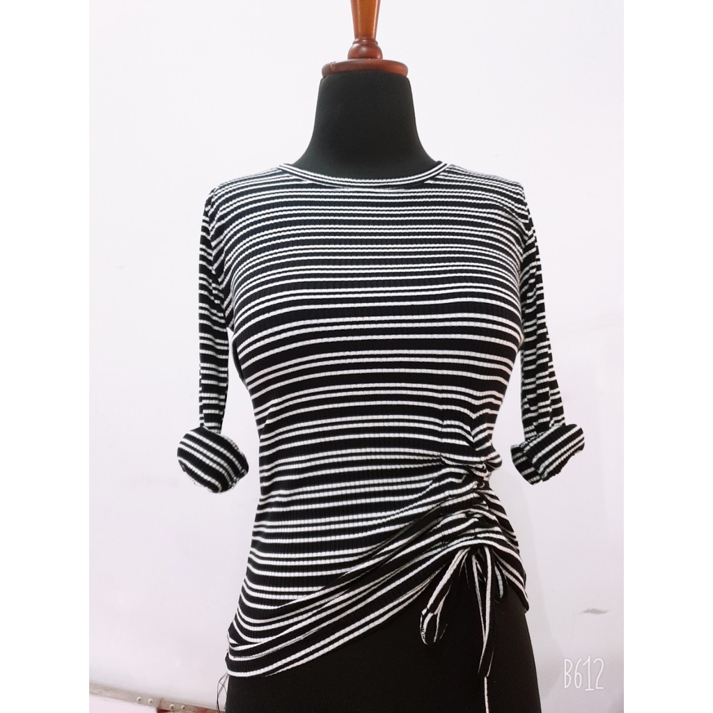 HOT TREND Áo Len Kẻ Dài Tay Rút Eo