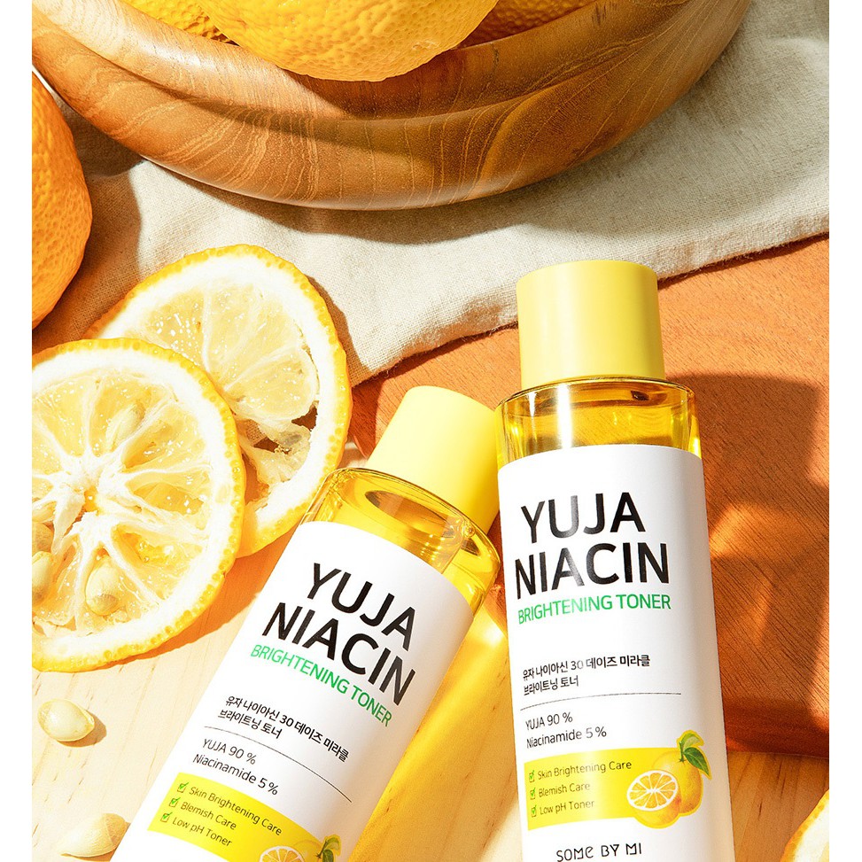 Nước Hoa Hồng Dưỡng Sáng Và Mờ Thâm Mụn Some By Mi Yuja Niacin Brightening Toner 150ml