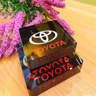 Nước hoa pha lê in logo hãng xe TOYOTA