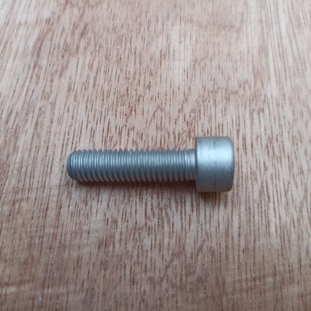 Ốc bánh trước xe vespa các dòng xe bánh nhỏ