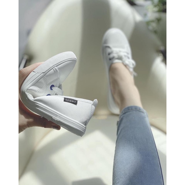 Giày nữ dáng slipon sport hai khuy chất đẹp | BigBuy360 - bigbuy360.vn