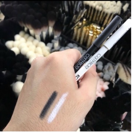 ( Hot ) Chì kẻ mắt Catrice Kohl Kajal Eye | BigBuy360 - bigbuy360.vn