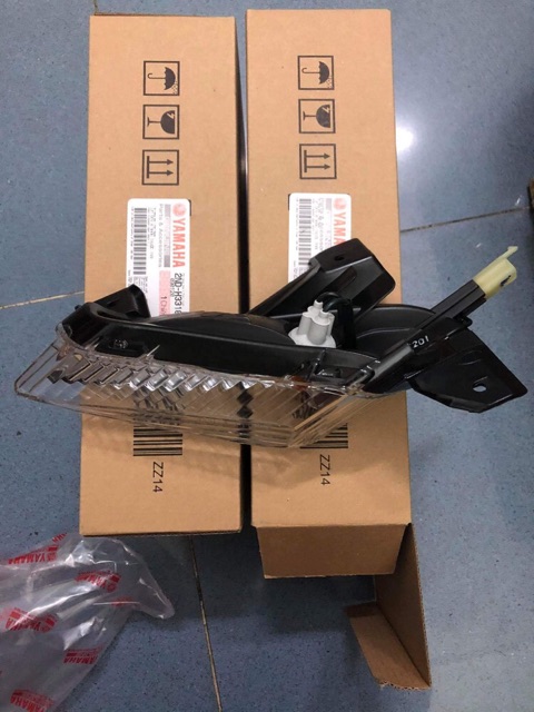 Si nhắn Trước EX 150 / 1 bên zin hãng yamaha